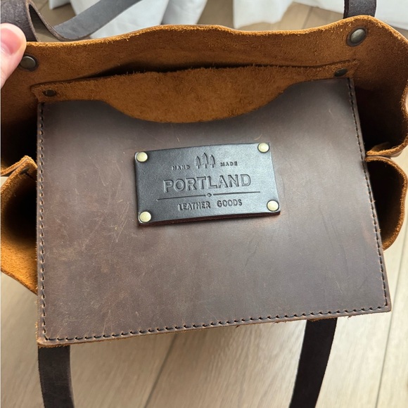 Portland Leather Goods Classic Medium Tote Canyon - Picture 8 of 8